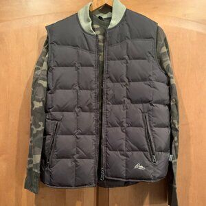 Roots quilted vest + FREE camo waffle knit long sleeve t-shirt